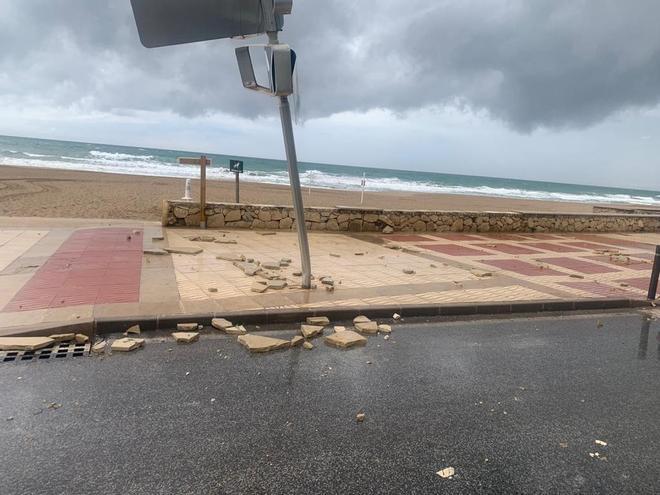 Tormenta en la playa de San Juan