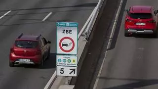 ZBE Barcelona 2023: ¿Qué coches pueden circular?