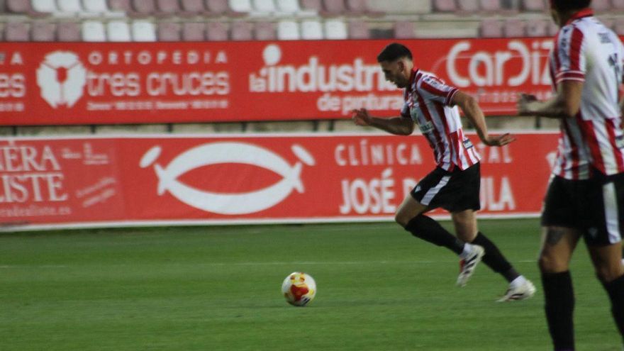 El Zamora CF sale de Lasesarre con un empate ante un mejor Barakaldo CF (1-1)