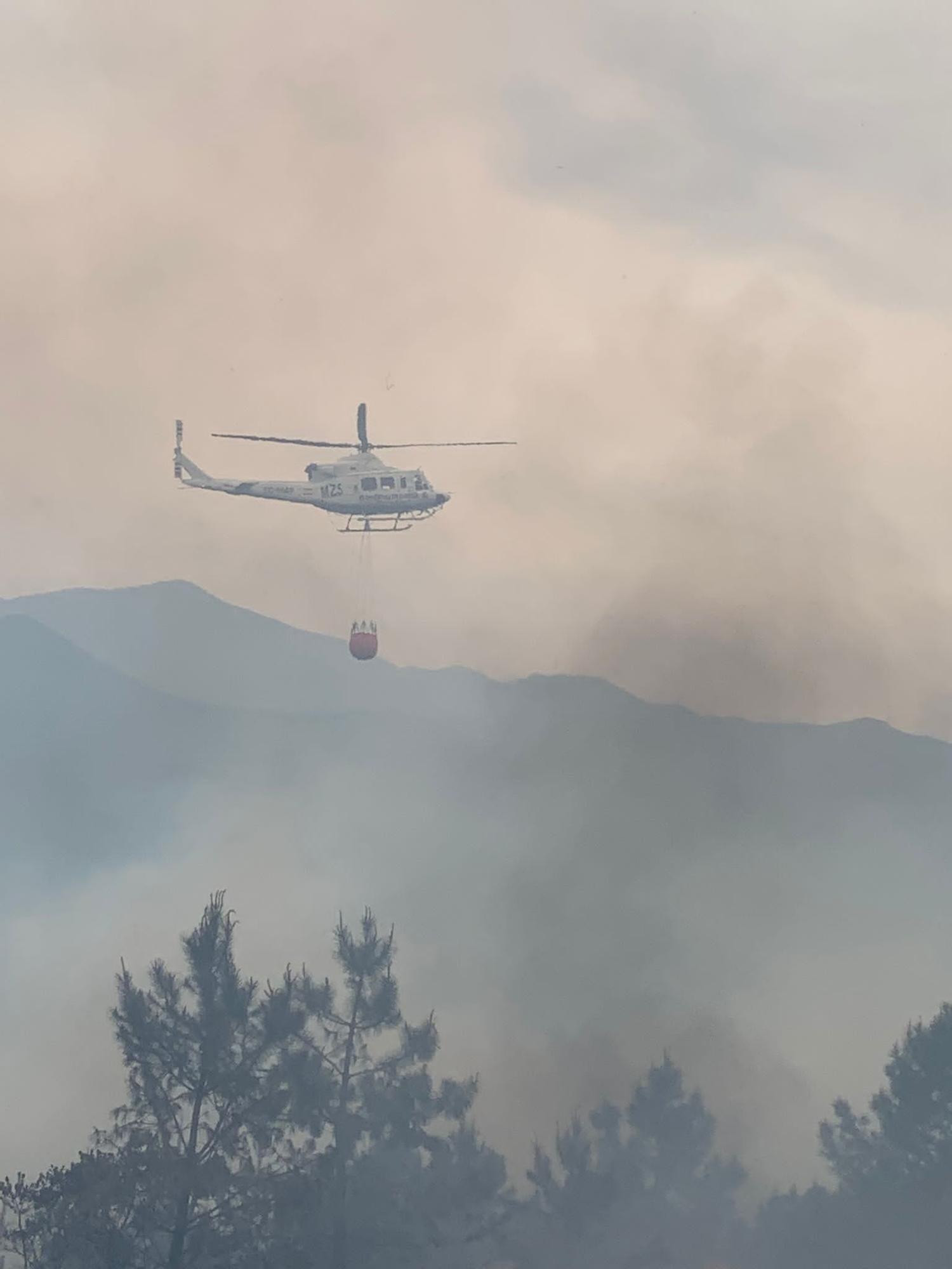 Incendio en la zona de Navelgas