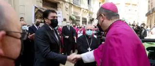 El obispo Munilla, sobre la ordenanza contra la mendicidad y prostitución de Alicante: "No tiene sentido prohibir dormir en la calle"