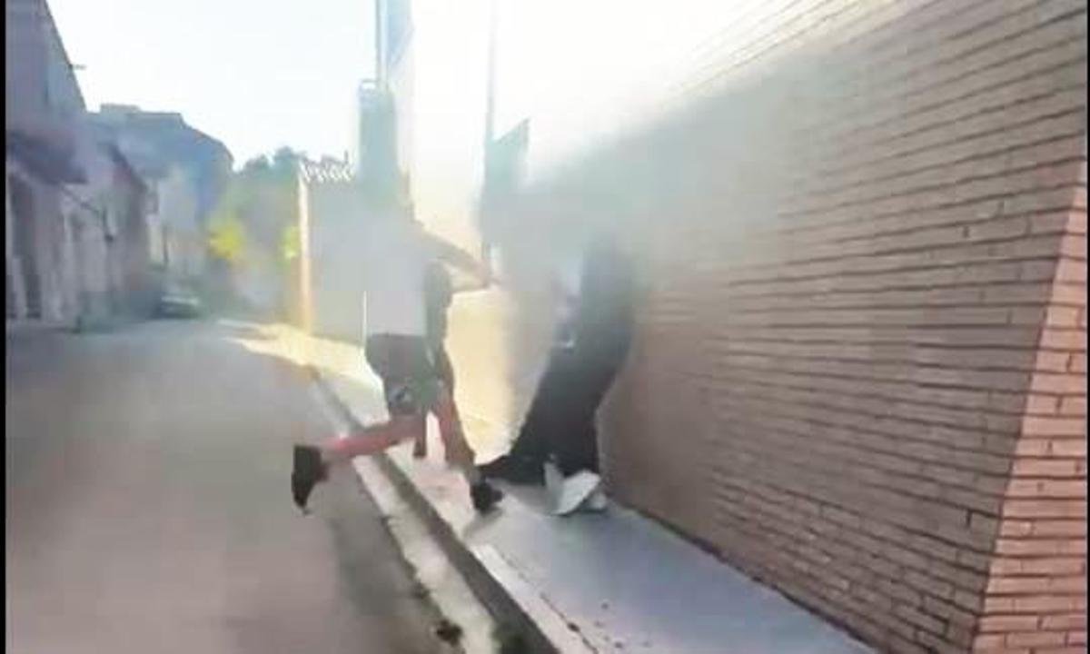 Captura de pantalla de l'agressió que s'ha fet viral