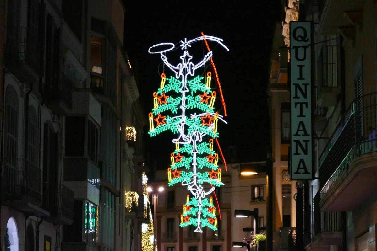 Vint-i-cinc Nadals il·luminats per Dalí