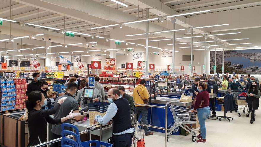 pone a precio de saldo la cafetera automática con molinillo agotada  en LIDL