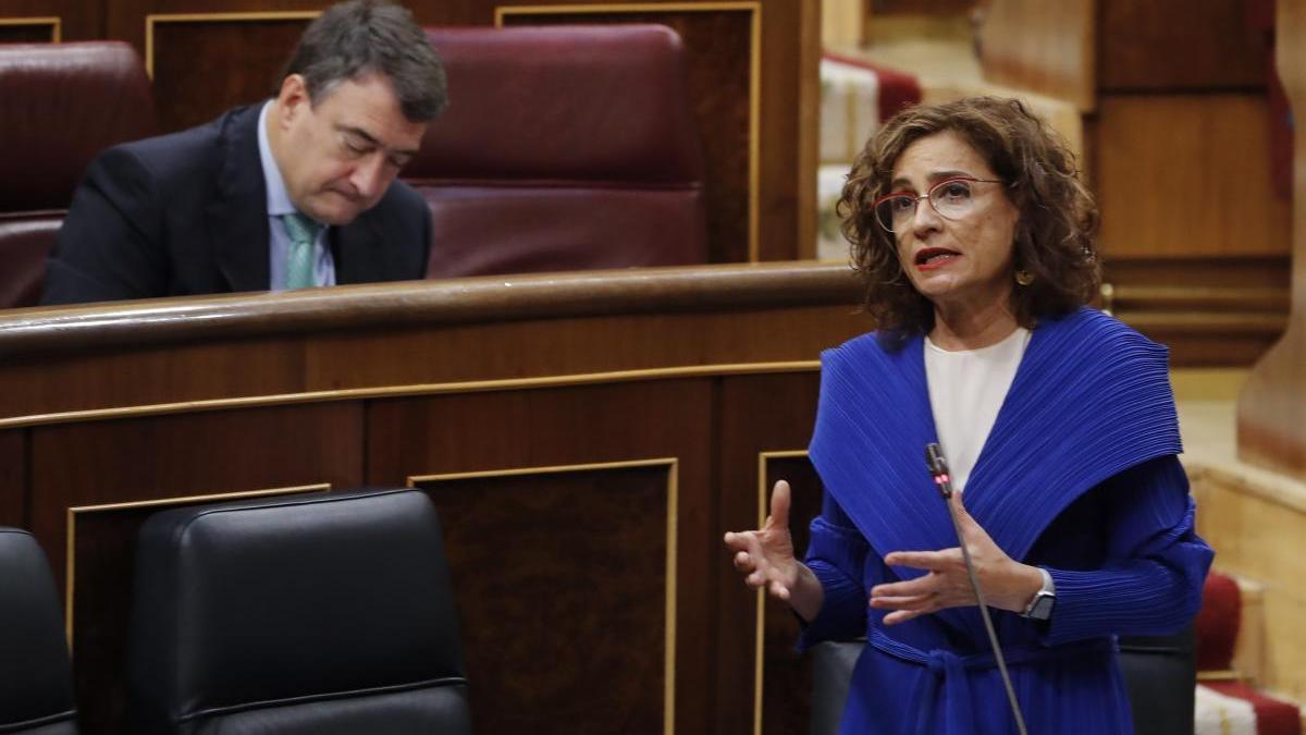 La ministra Montero rectifica tras la presión de Compromís: &quot;Nunca he negado la falta de financiación de la Comunidad&quot;