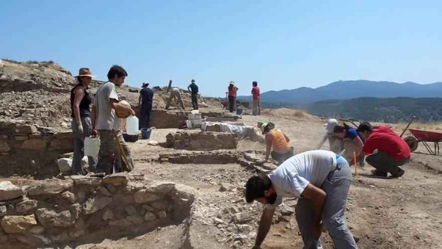 Una mano romana, principal hallazgo en el yacimiento de Bílbilis