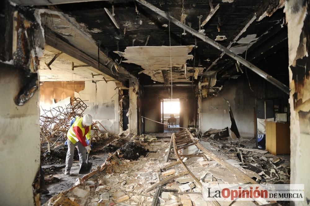 Jesuitinas abre sus puertas después del incendio