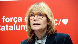 La portavoz del PSC, Lluïsa Moret, este lunes en rueda de prensa