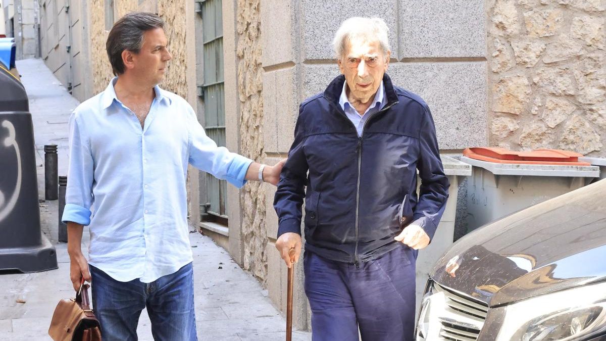 Mario Vargas Llosa muere a los 89 años: así fue su vida