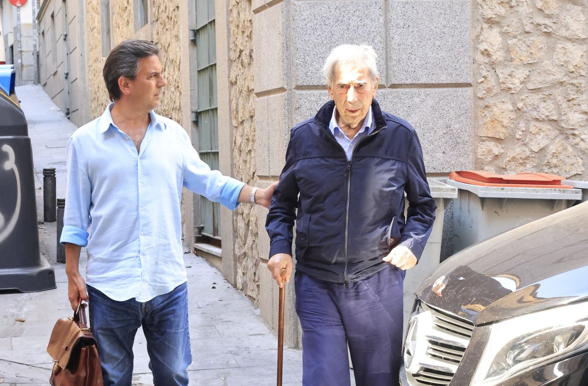 Muere Vargas Llosa, recordamos su vida