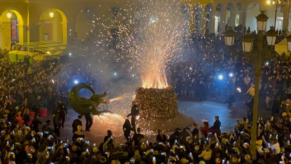 El Drac de na Coca enciende la Revetla más esperada