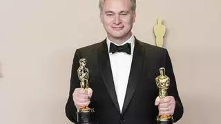 Primer Oscar para Christopher Nolan, el director de 'Oppenheimer': un tipo obsesivo que se embarca en misiones casi imposibles