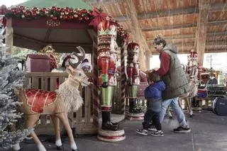 Sant Fruitós estrena el Mercat de Nadal i la pista de gel 2025
