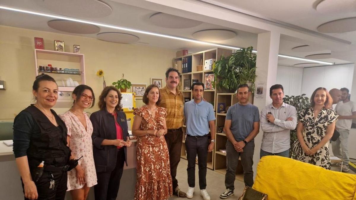 Visita al rodaje de la serie 'Observatorio' en el Centro Cultural 'San León' de Teruel.