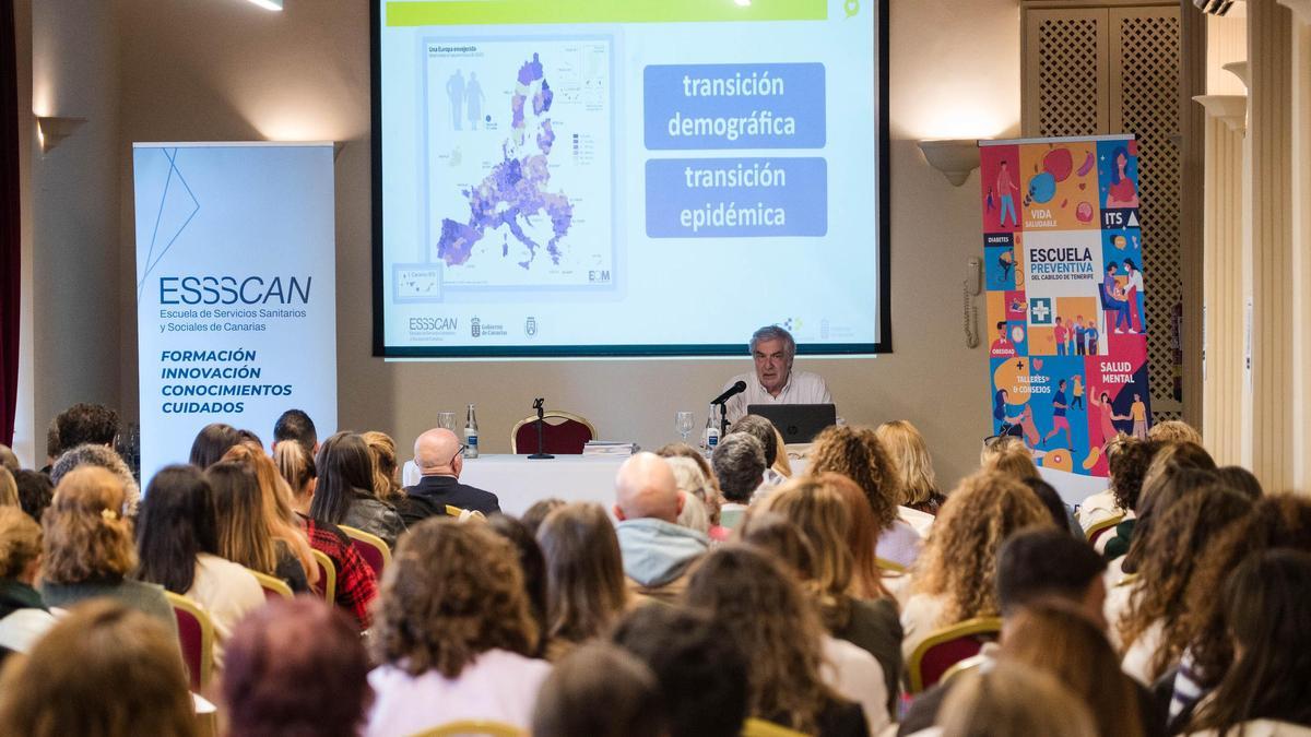 Juan Méndez durante el taller 'Actualidad y Prevención de la Diabetes, Obesidad y Trastornos Alimentarios'