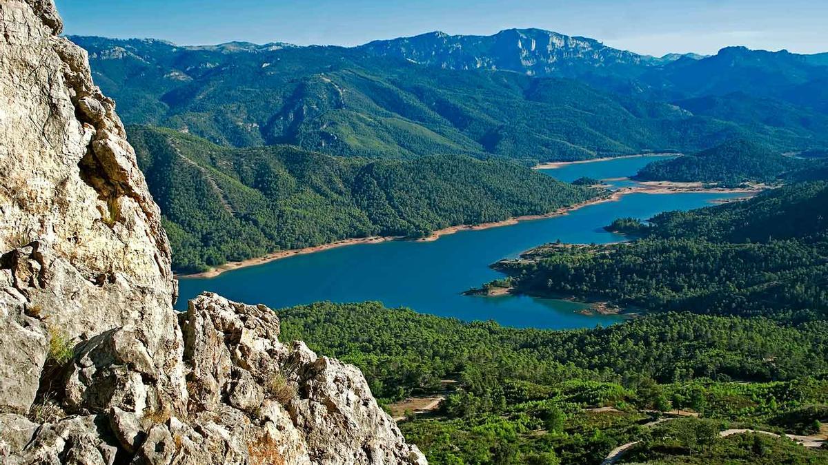 Valle del Guadalquivir sobre Bujaraiza, en las Sierras de Cazorla, Segura y Las Villas.