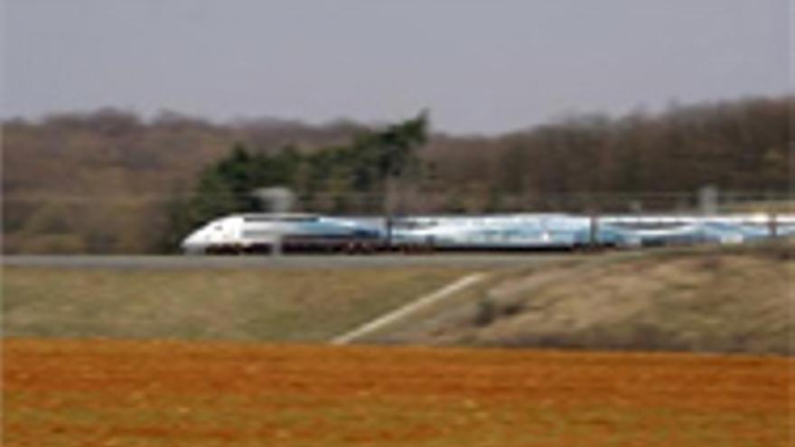 El TGV supera los 574 km/h y bate el récord de velocidad sobre raíles