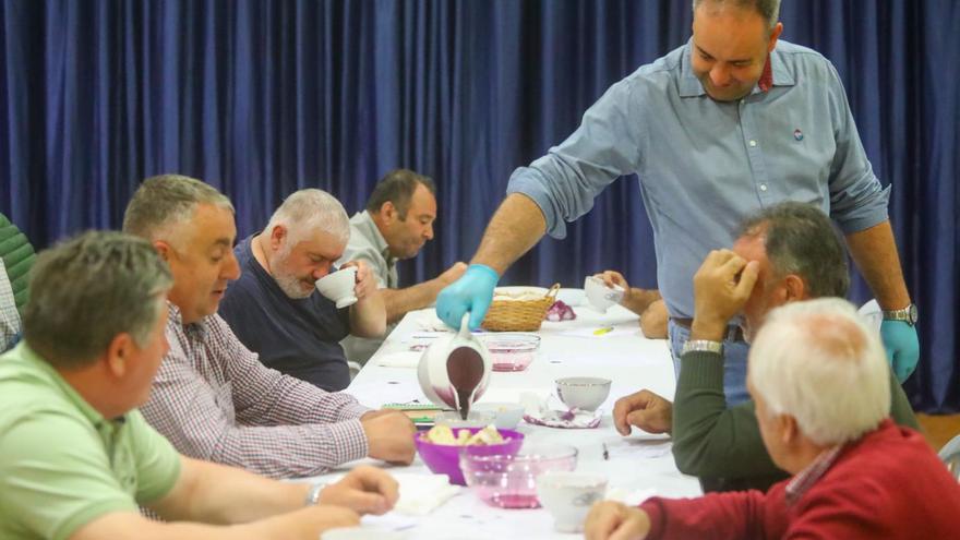 El concurso de la Festa do Tinto recibe las muestras de 115 vinos aspirantes