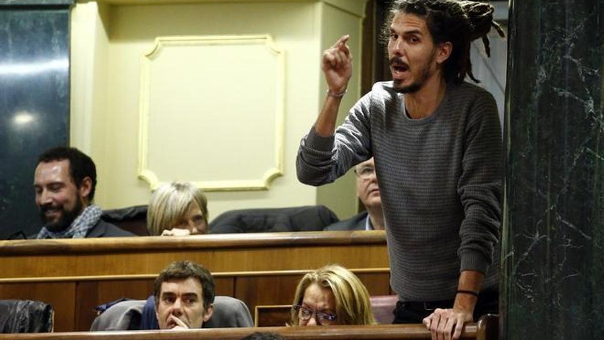 Alberto Rodríguez, en la tribuna del Congreso de los Diputados.