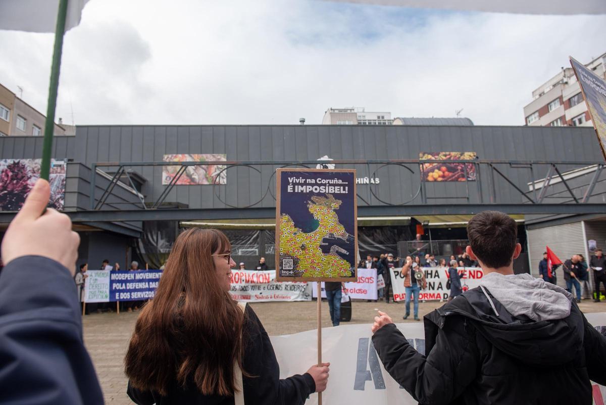 Manifestación en As Conchiñas, en A Coruña, por el derecho a la vivienda