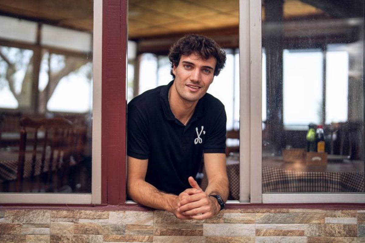 Santiago López-Balcells, en el restaurante Can Martí, que dirige desde el 1 de junio. Santiago López-Balcells, en el restaurante Can Martí, que dirige desde el 1 de junio.