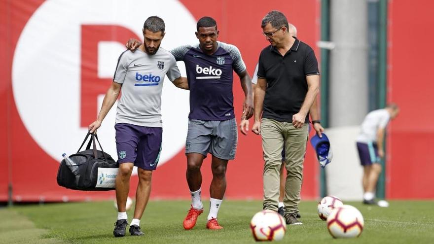 Malcom es retira lesionat de l&#039;entrenament.