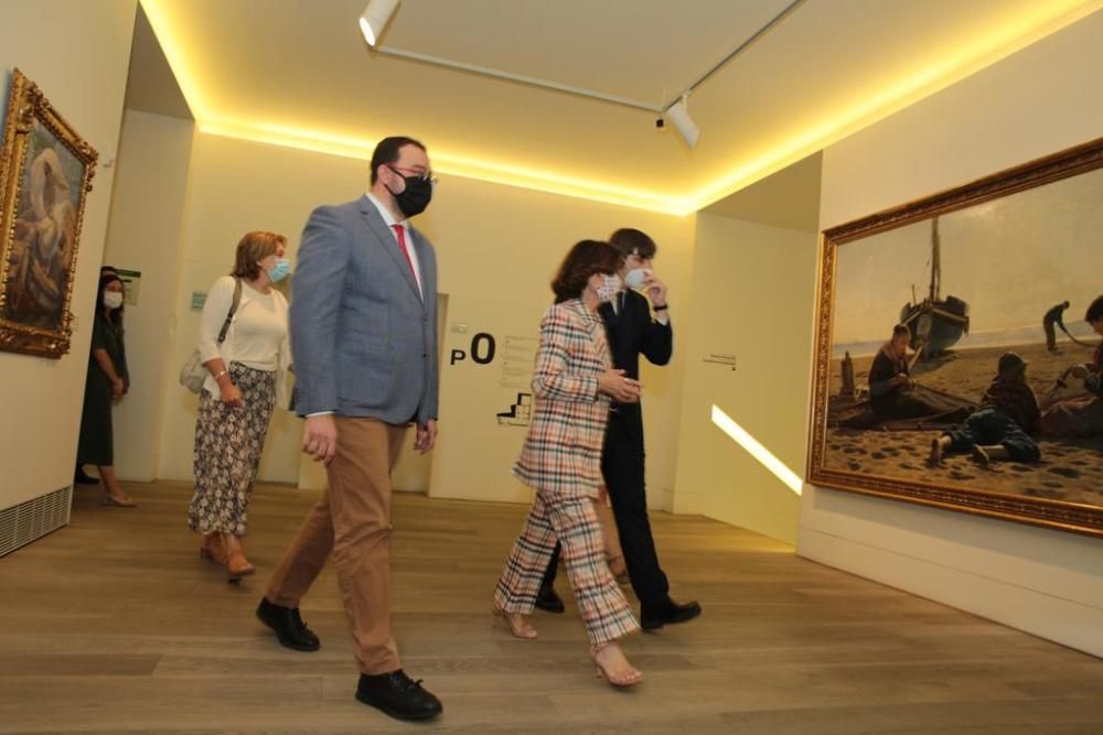 Carmen Calvo visita el Museo Bellas Artes de Asturias