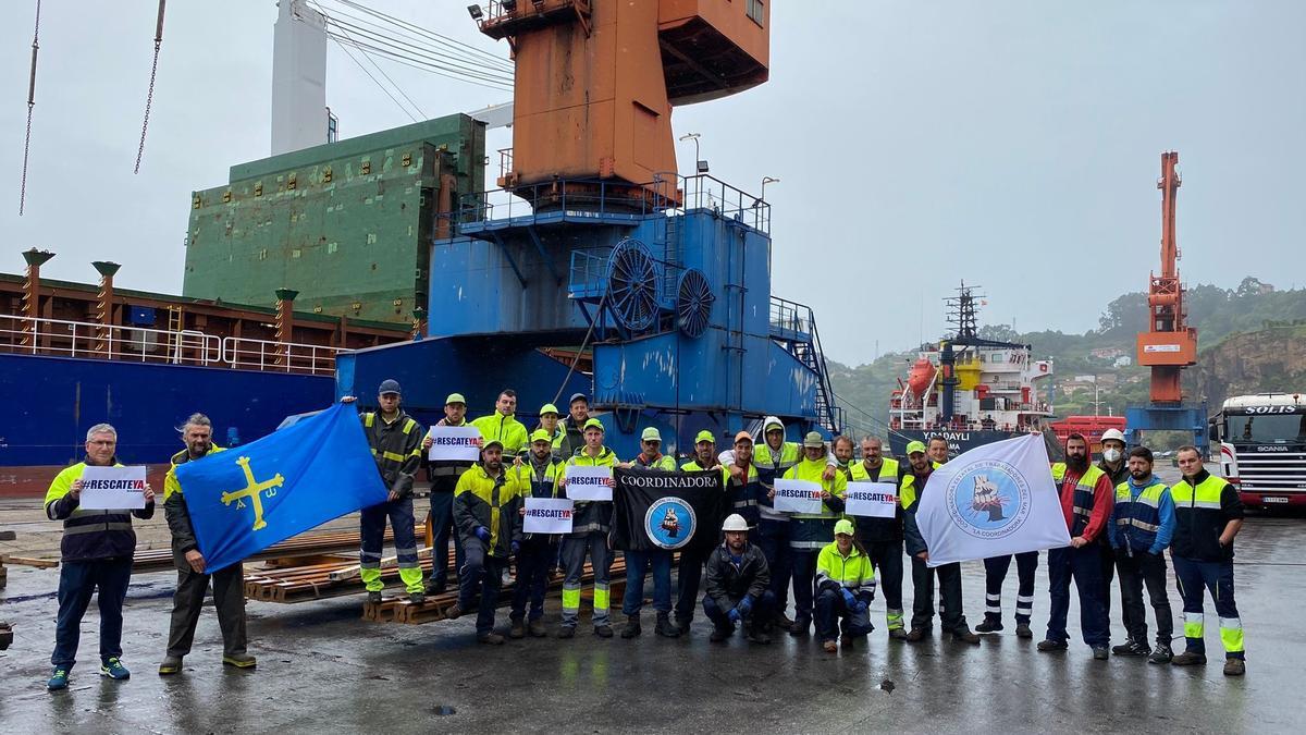 Las protestas para que se acelere el rescate de David Camañes llegan a Gijón.