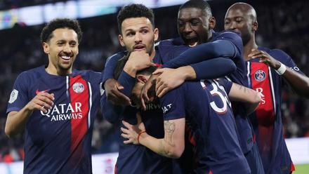 Ligue 1 - Paris Saint-Germain vs Olympique Lyon