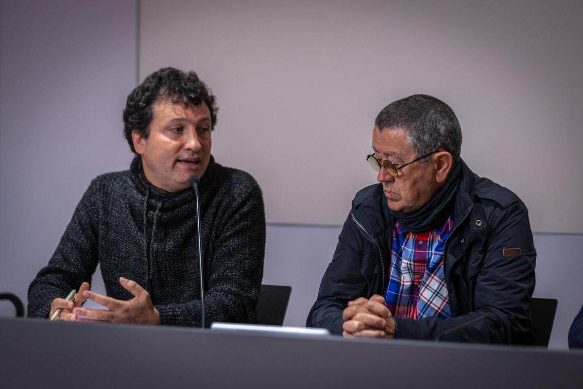 barcelona 12/03/2024 barcelona Rueda de prensa del primer extrabajador del metro (Rafael Rubio) al cual una sentencia reconoce una incapacidad permanente total por las enfermedades provocadas por haber estado en contacto con el amianto. AUTOR: JORDI OTIX