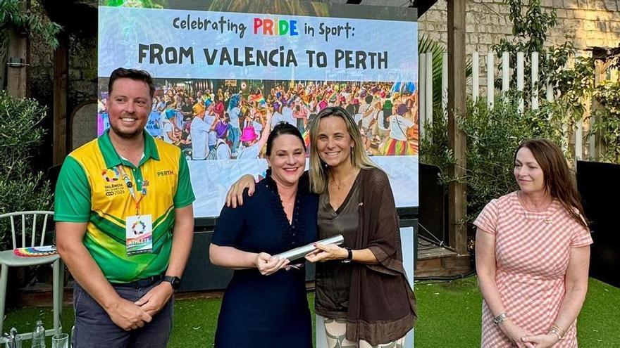 València escenifica el relevo de los Gay Games al otro extremo del mundo