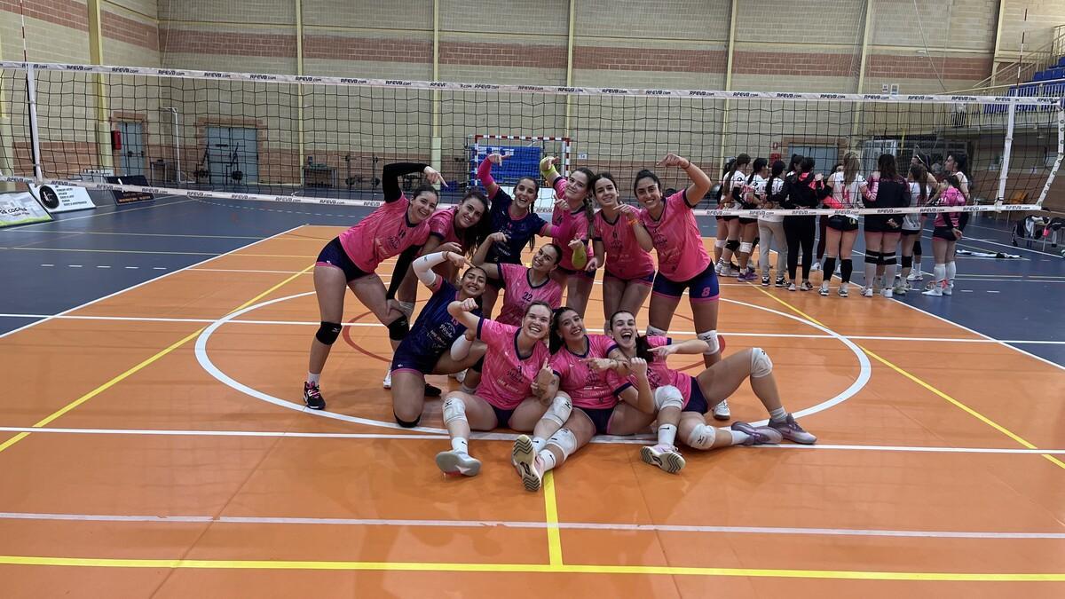 El CV Gandia senior femenino celebra su éxito