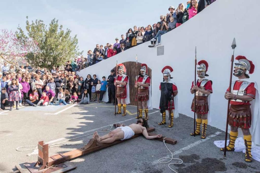 Mañana de calvario en Santa Eulària