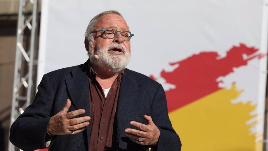El PP ficha al filósofo Fernando Savater para las elecciones europeas
