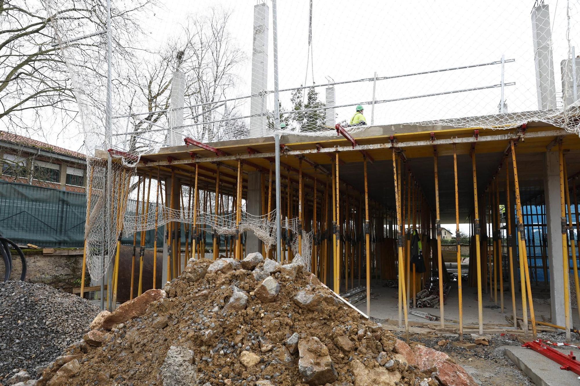 Así avanzan las obras del consultorio de Vega-La Camocha, en imágenes