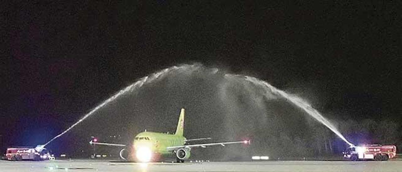 El aeropuerto de Palma dio la bienvenida la semana pasada a la nueva ruta con San Petersburo de S7 Airlines.