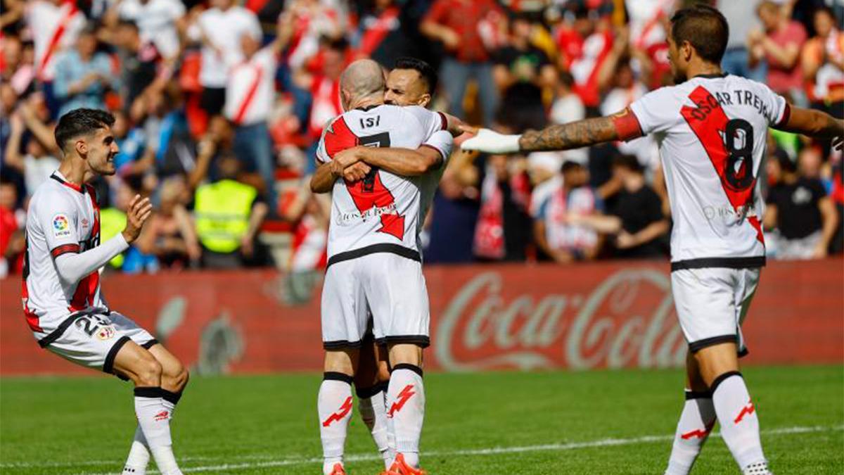 Resumen, goles y highlights del Rayo Vallecano 5 - 1 Cádiz de la jornada 11 de LaLiga Santander