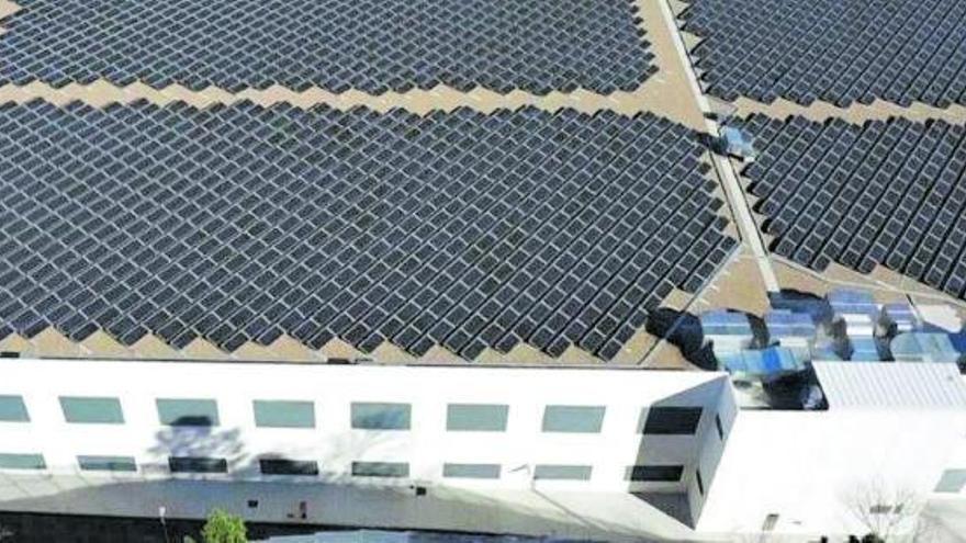 Imagen de un proyecto fotovoltaico en una de las instalaciones de Grupo Fuertes. | GRUPO FUERTES