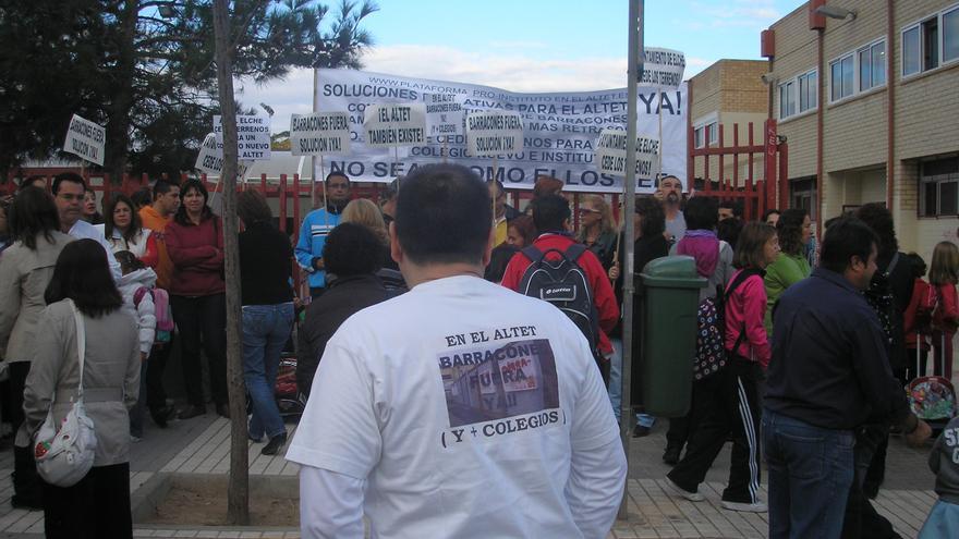 El colegio de El Altet reanuda las protestas para exigir la ampliación del centro