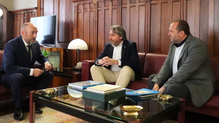 Nacho Calviño, nuevo presidente de Unicef, visita la Junta General