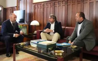 Nacho Calviño, nuevo presidente de Unicef, visita la Junta General