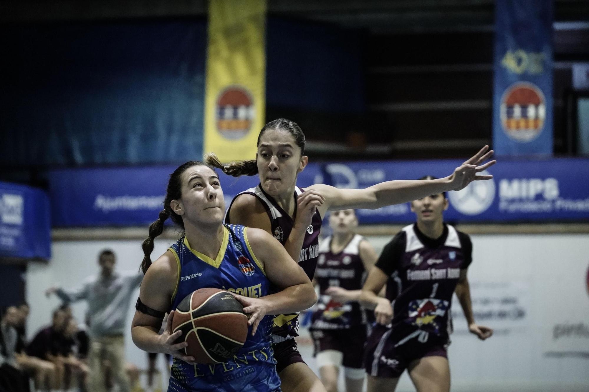 Totes les imatges de la Supercopa de bàsquet femení entre l'Igualada i el Sant Andrià