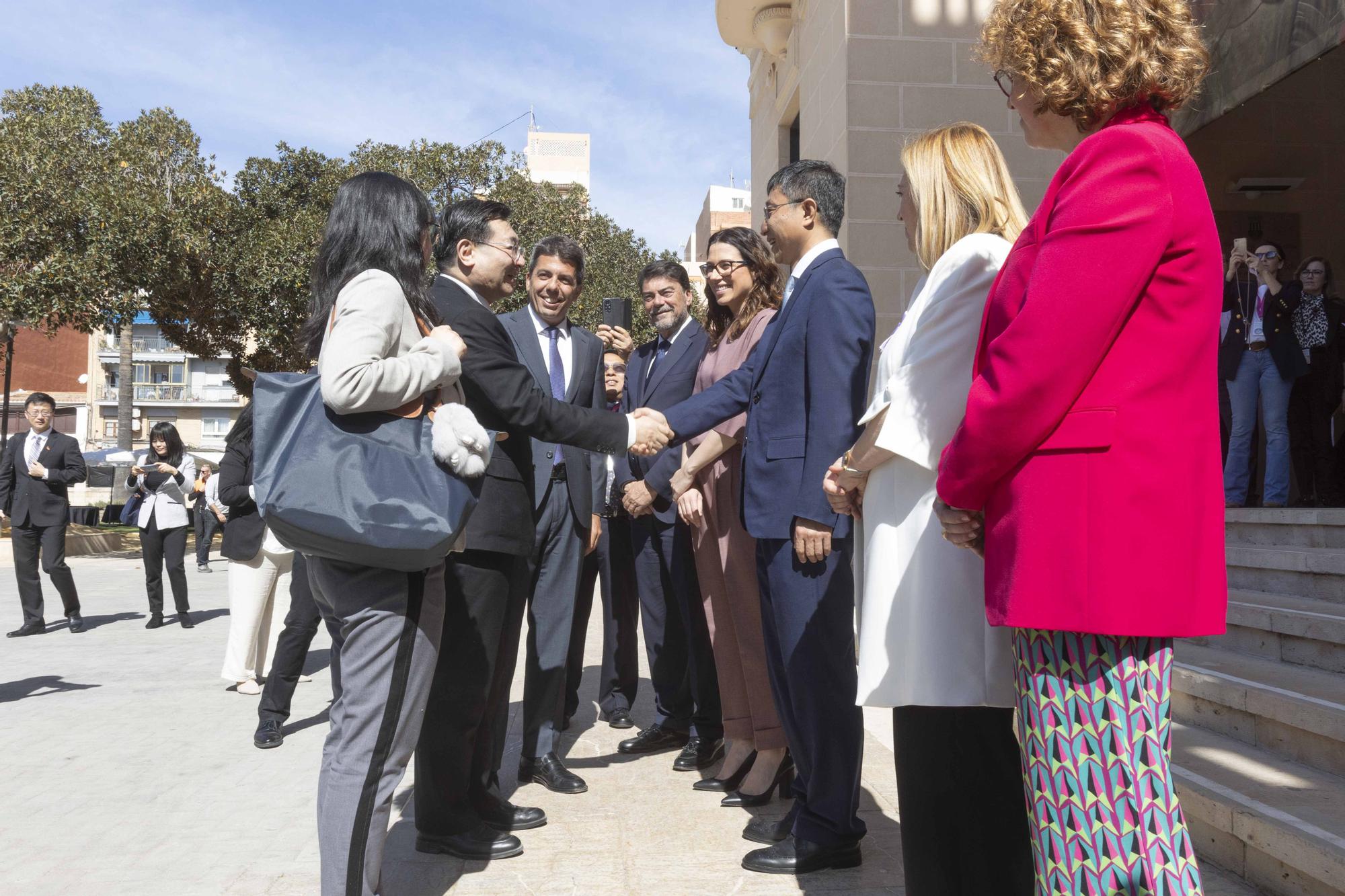 La inauguración de la exposición El legado de las dinastías Qin y Han. Los guerreros de Xian