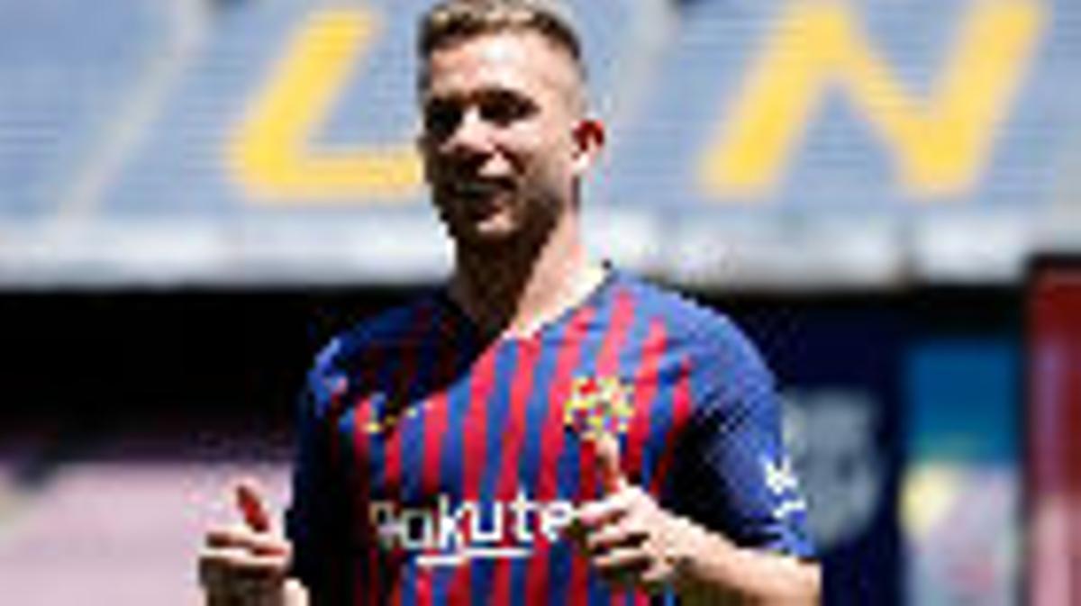 Arthur: No soy Iniesta ni Xavi, soy Arthur