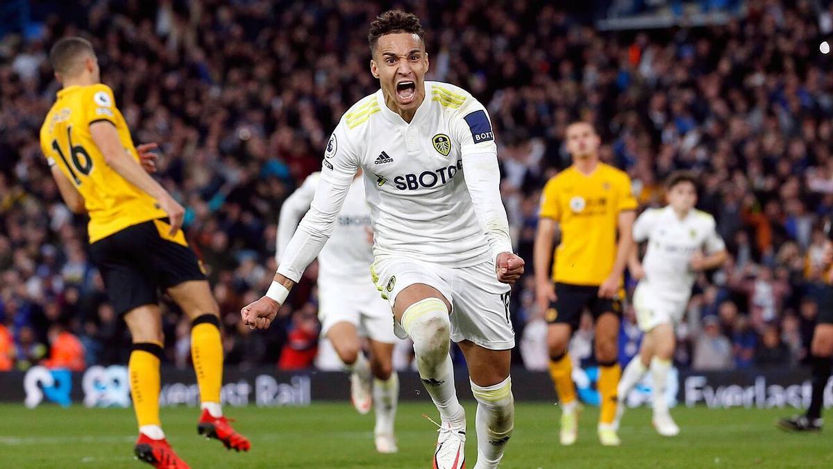 Rodrigo Moreno celebra un gol con el Leeds