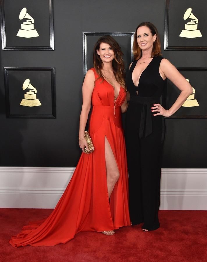 Premios Grammy 2017, Sarah Dodds y Shauna Dodds