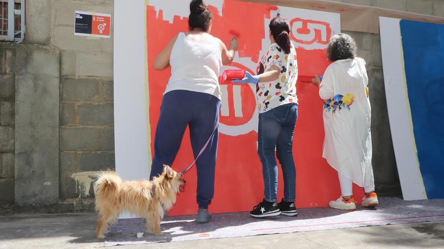 Cruz Roja Zamora realiza un mural colaborativo para sensibilizar sobre los ODS