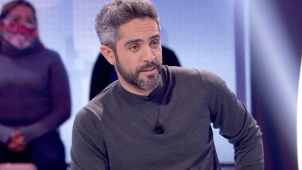 Detienen 'Pasapalabra' tras el incidente entre Roberto Leal y un concursante
