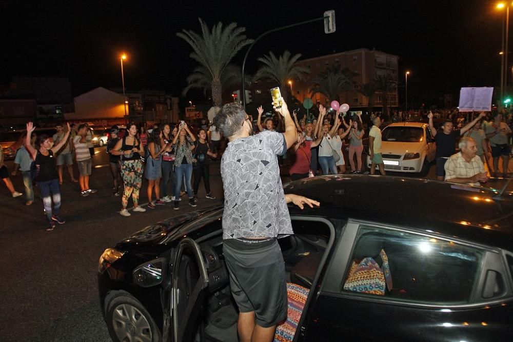 Tensión en El Rollo en el séptimo día de protestas por el soterramiento