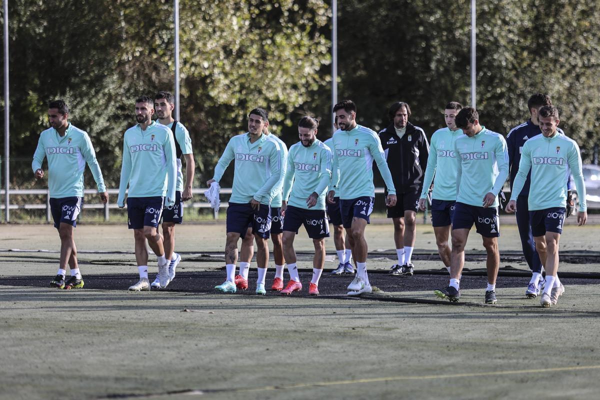 Entrenamiento del Real Oviedo en El Requexón en la previa del Oviedo-Málaga